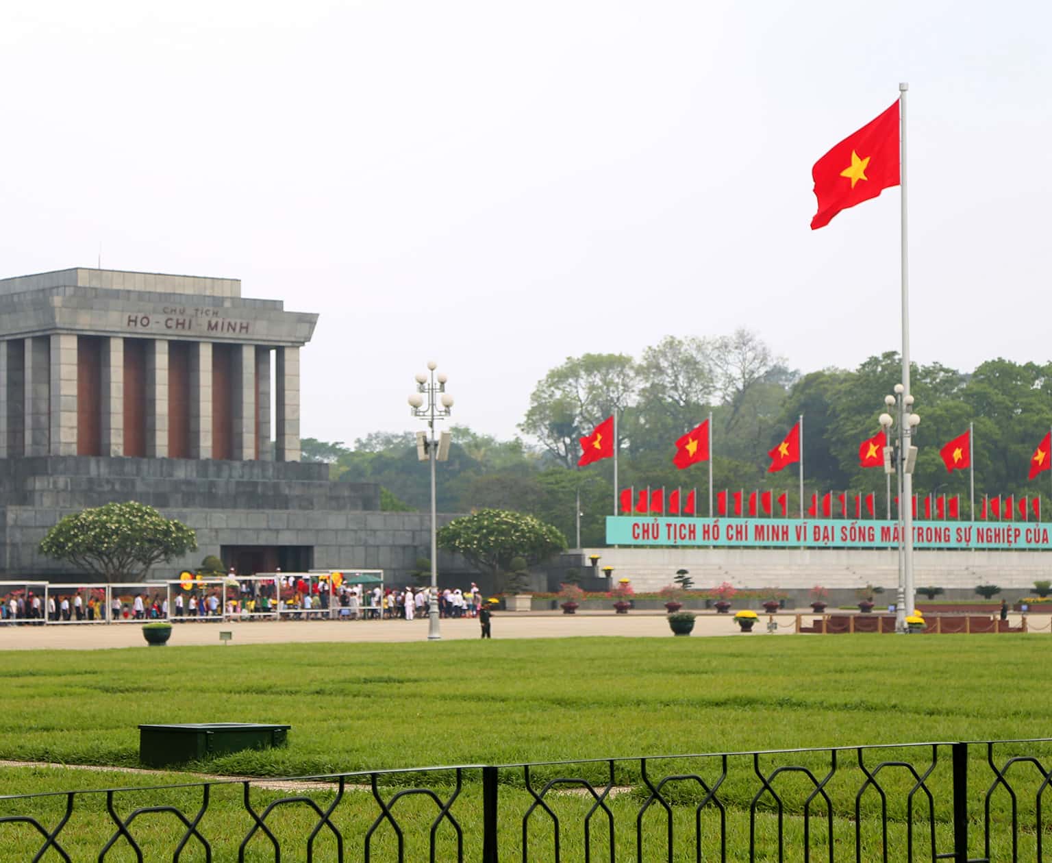 quang truong ba dinh ba dinh dia diem du lich ha noi atthan25