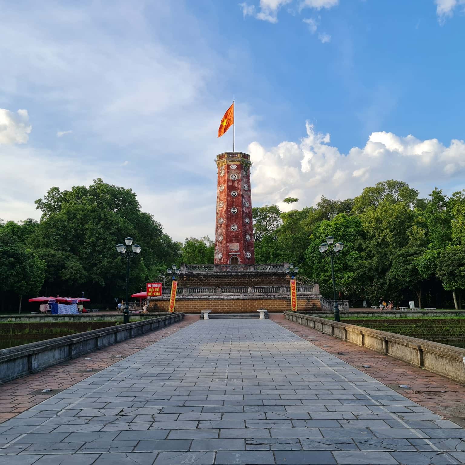 thanh co son tay dia diem du lich ha noi83