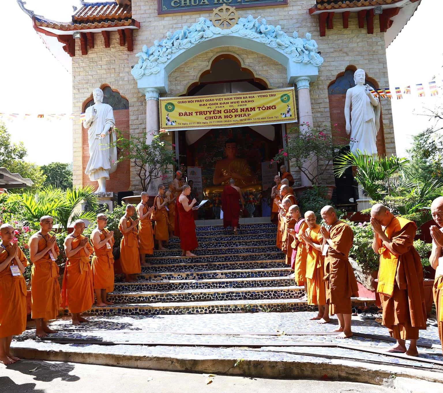 chua ho phap dia diem du lich vung tau attvut21
