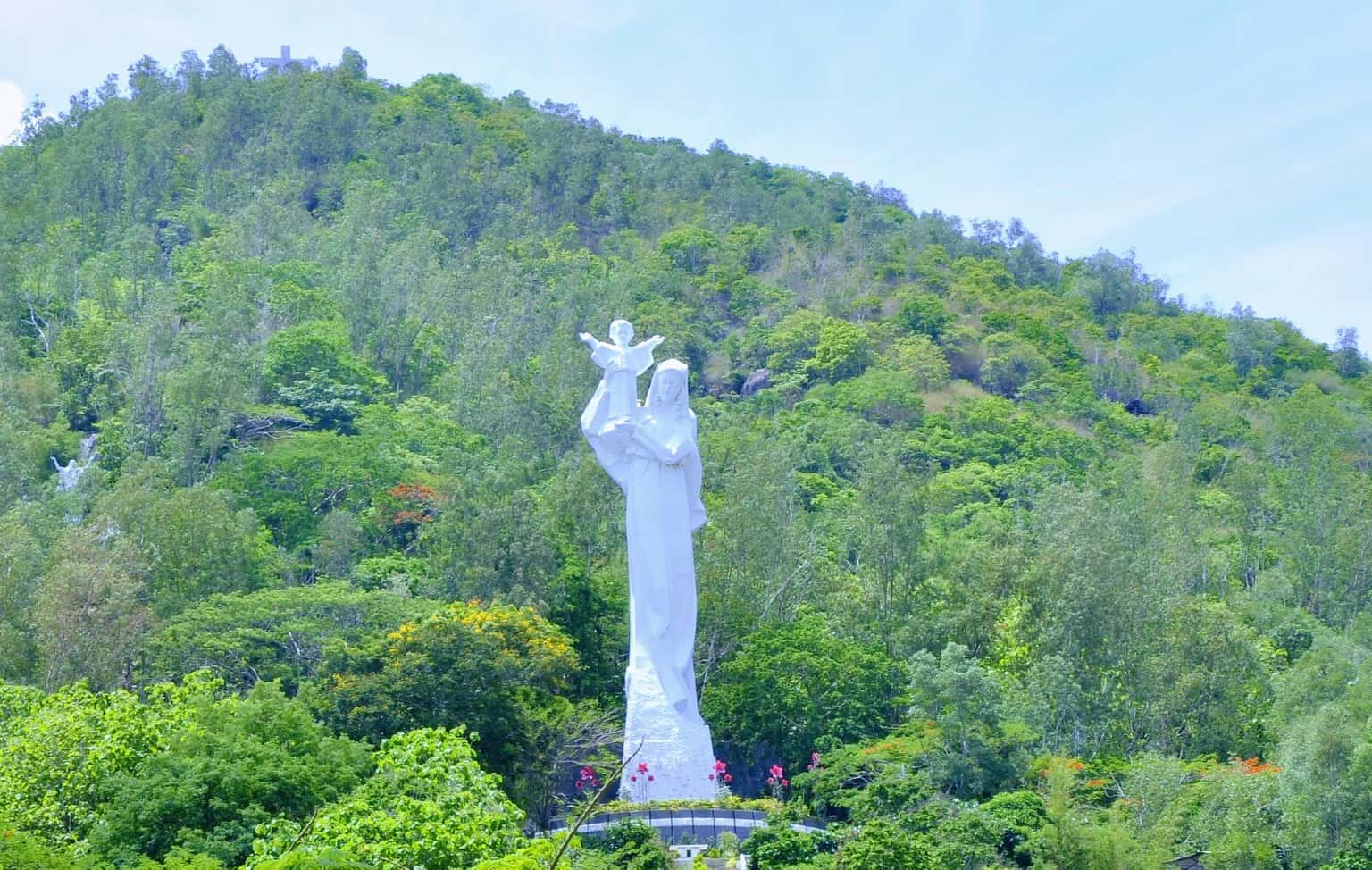 Đền Thánh Đức Mẹ Bãi Dâu, Vũng Tàu