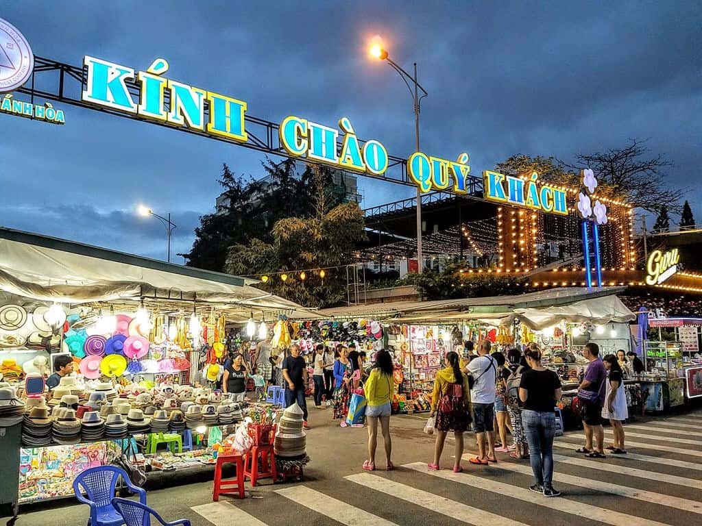 cho dem nha trang dia diem du lich nha trang attcxr23