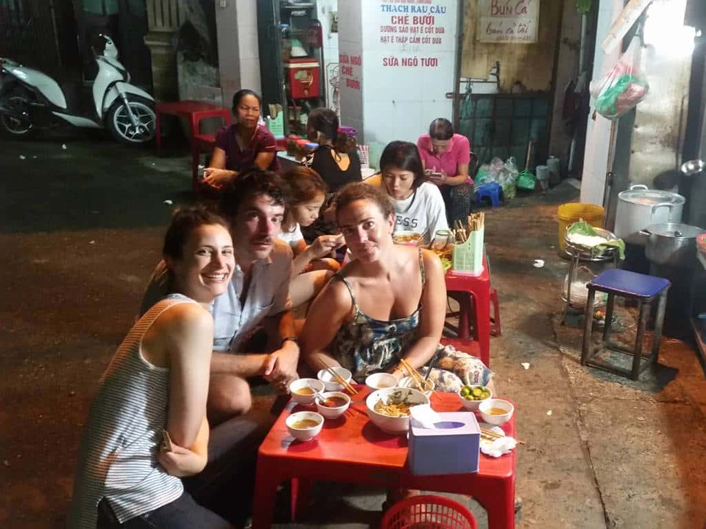 street food walking tour hanoi