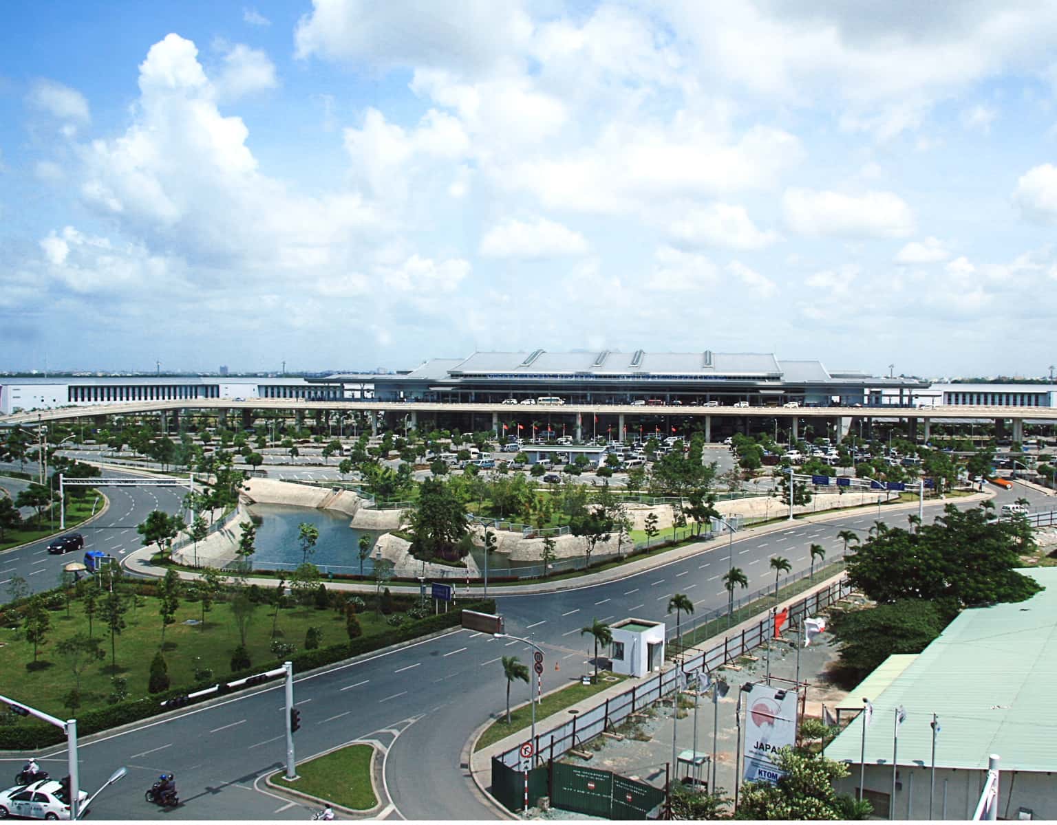 san bay tan son nhat tan binh dia diem du lich ho chi minh attsgn19