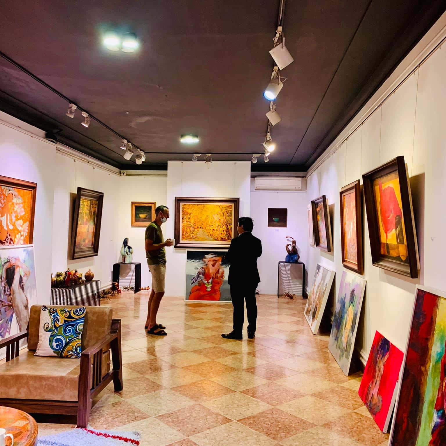  art and architecture walking tour hanoi