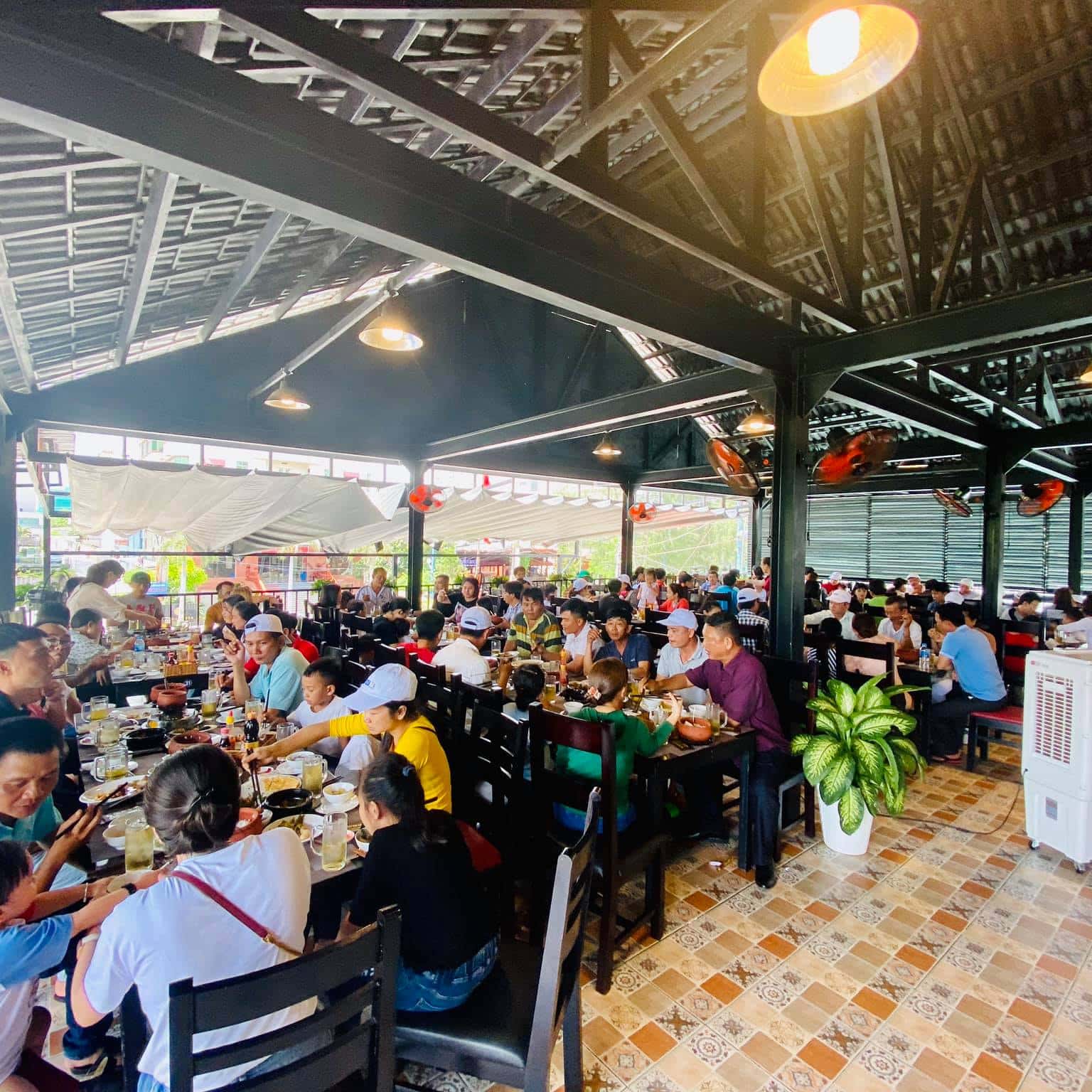 com nieu dai viet vung tau 