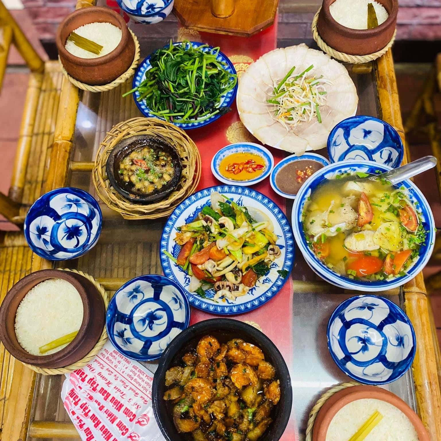 quan nha la com nieu vung tau 