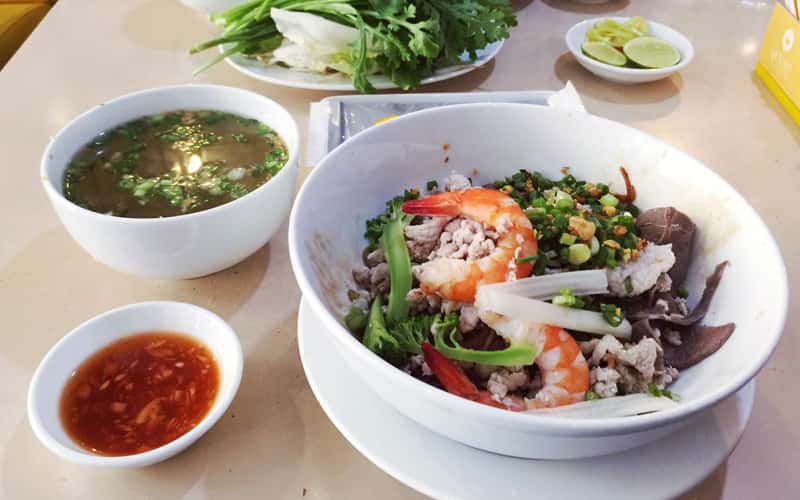 hu tieu nam vang nhan quan vung tau 