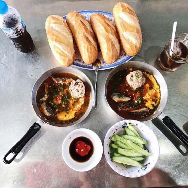 banh mi xiu mai chao vung tau
