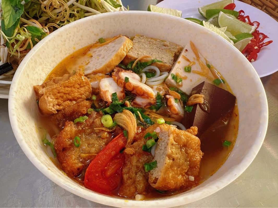 bun rieu bach tuoc hong phat vung tau