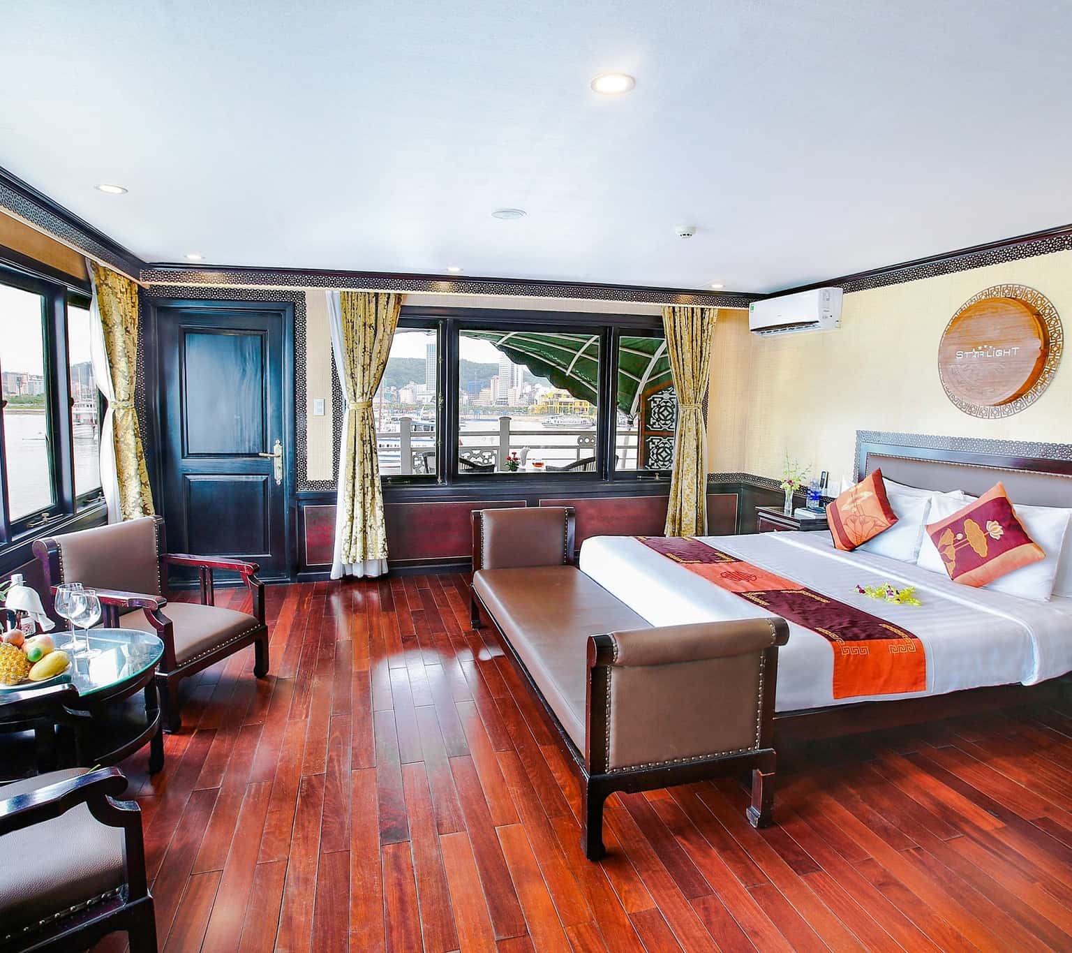 Phòng Suite Balcony