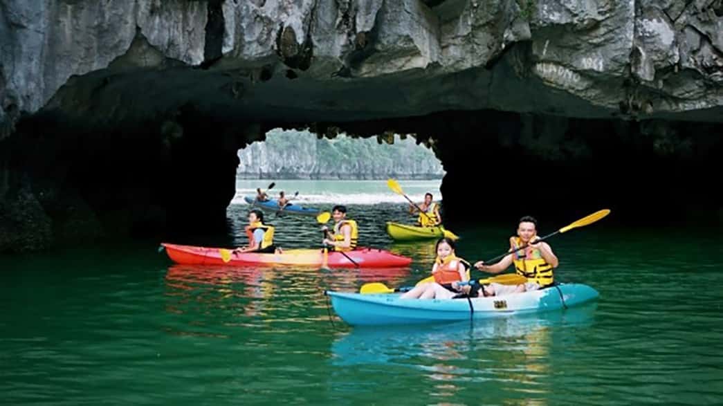 lavender elegance cruise ha long 