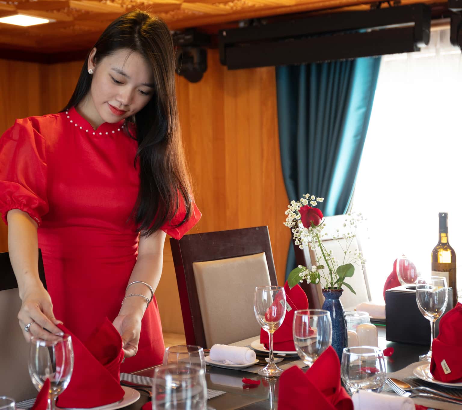 melody cruise la casta ha long
