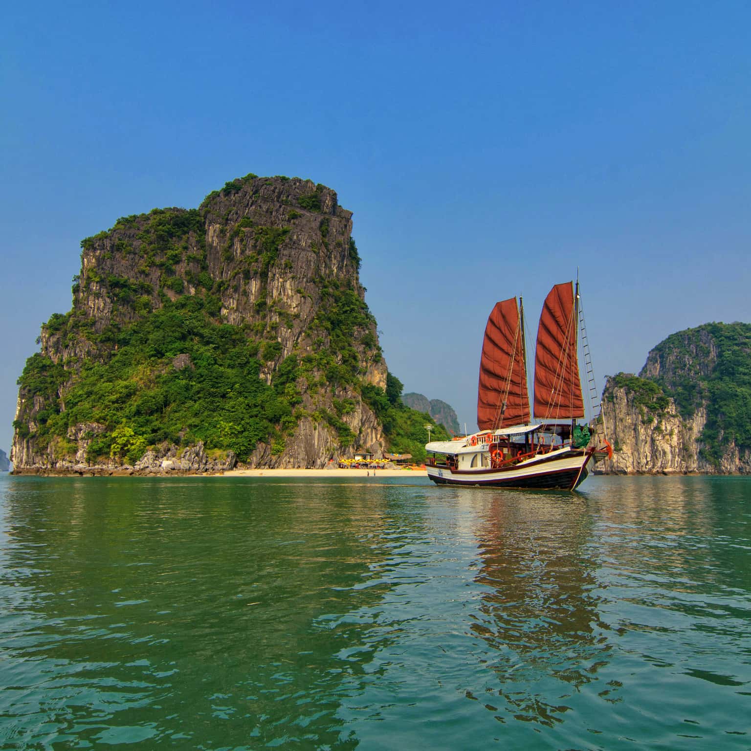 l'amour junk private charter indochina junk cruise ha long bay