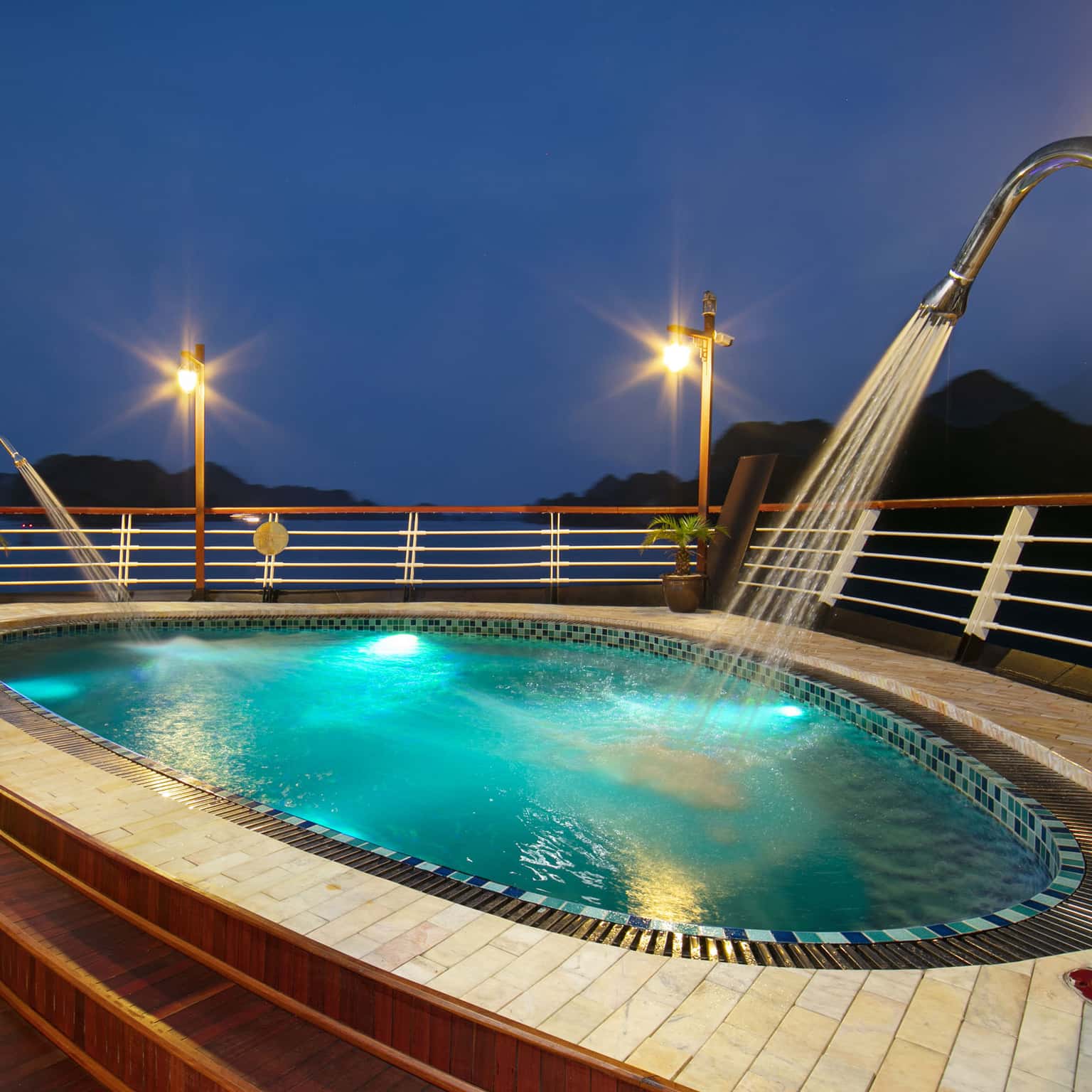 orchid trendy pelican cruise ha long bay 