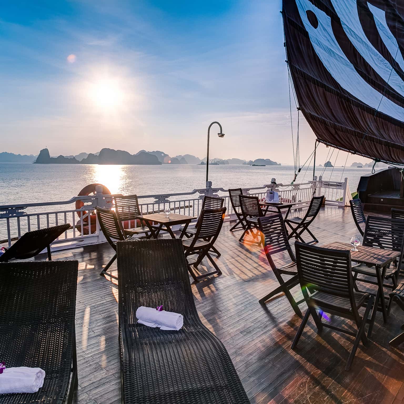 bhaya classic bhaya au co cruise ha long bay