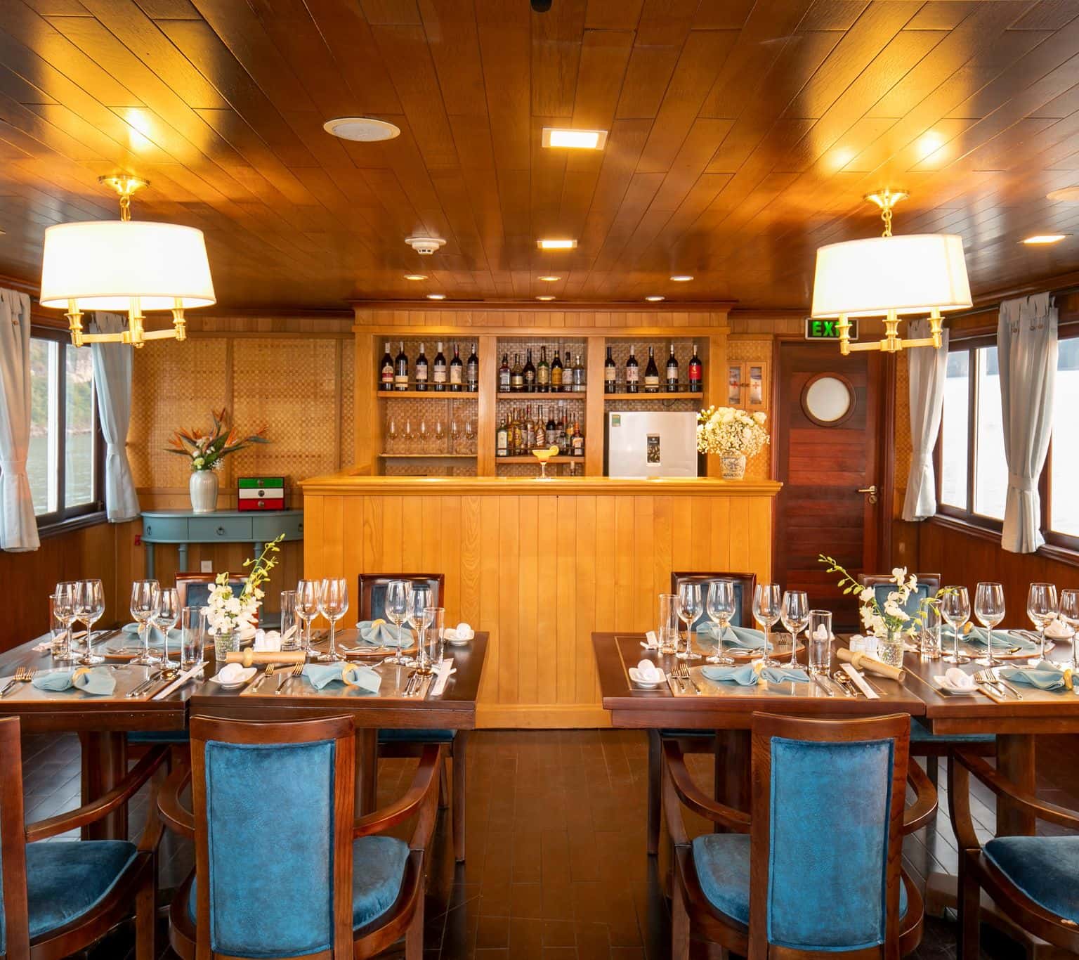 bhaya classic premium bhaya au co cruise ha long bay