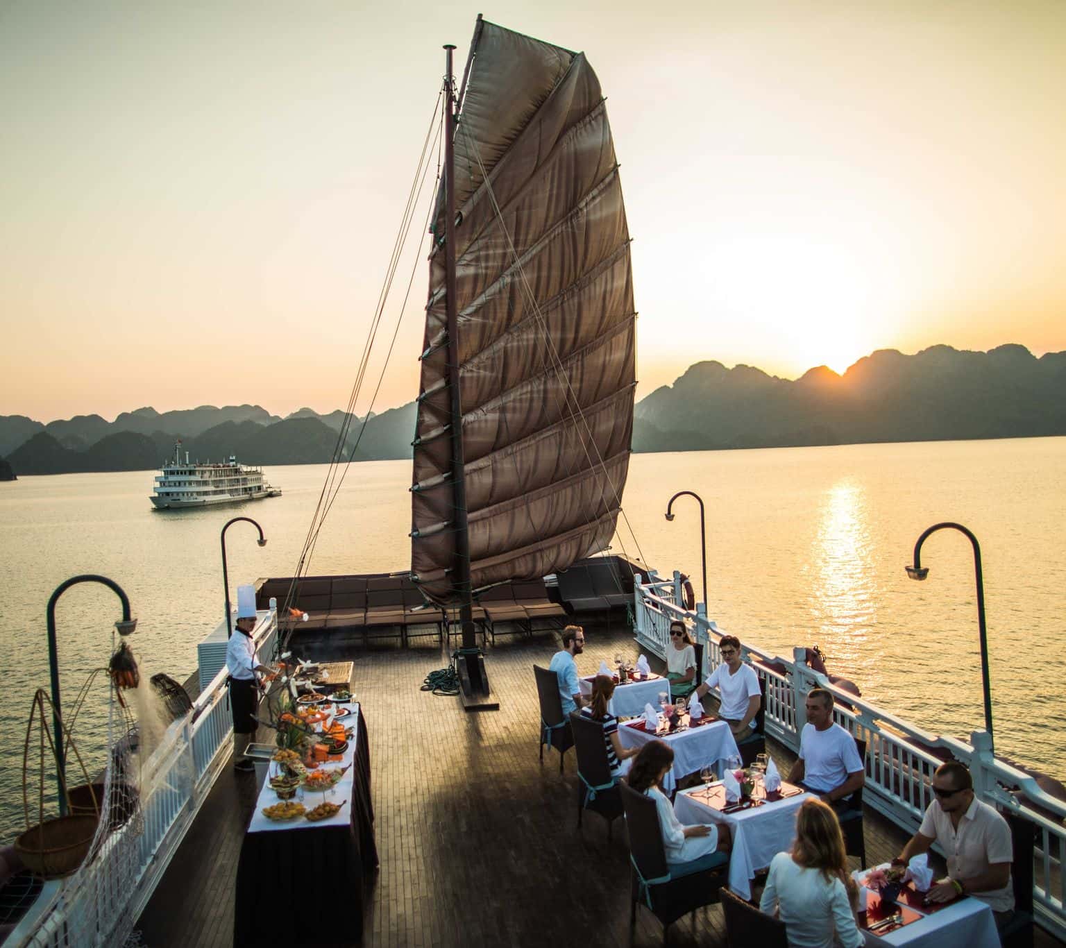 bhaya classic premium bhaya au co cruise ha long bay
