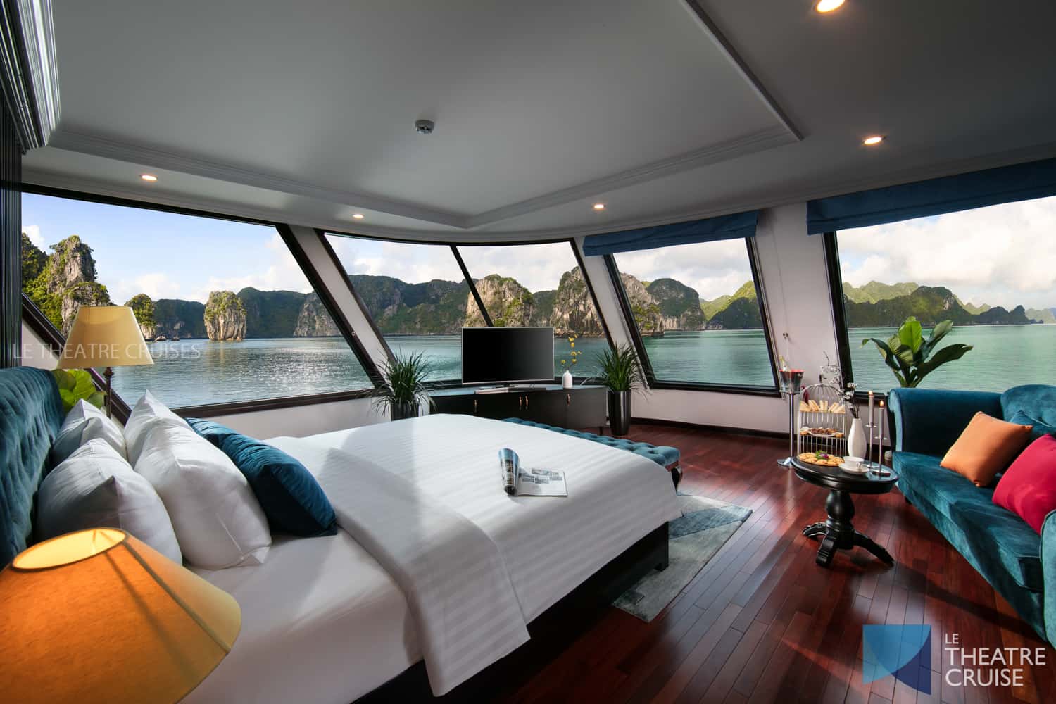 justfly le theatre ha long