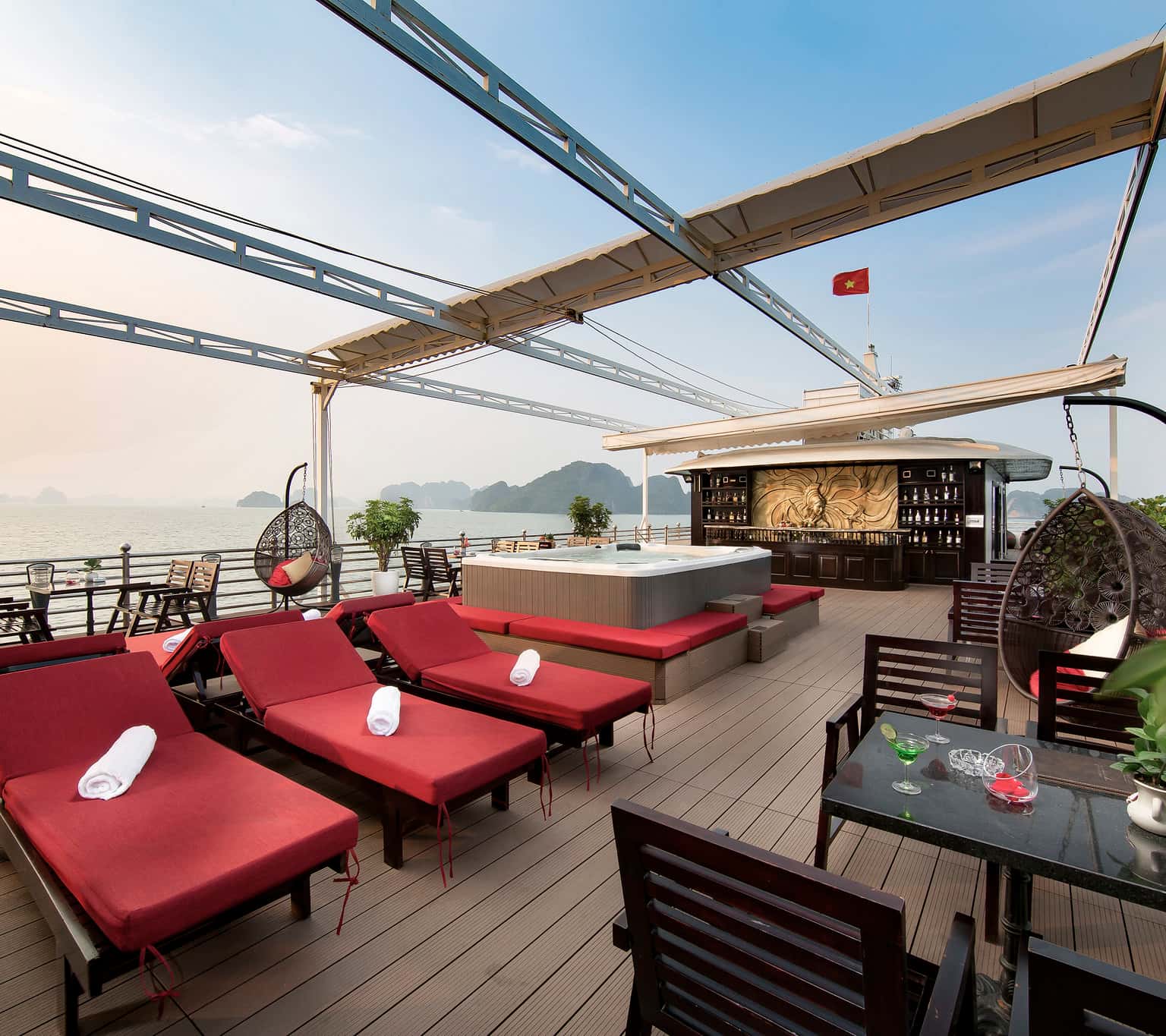 athena royal cruise ha long bay