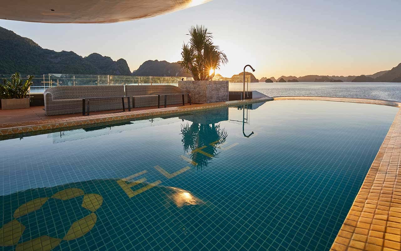 elite of the seas aclass cruises ha long bay