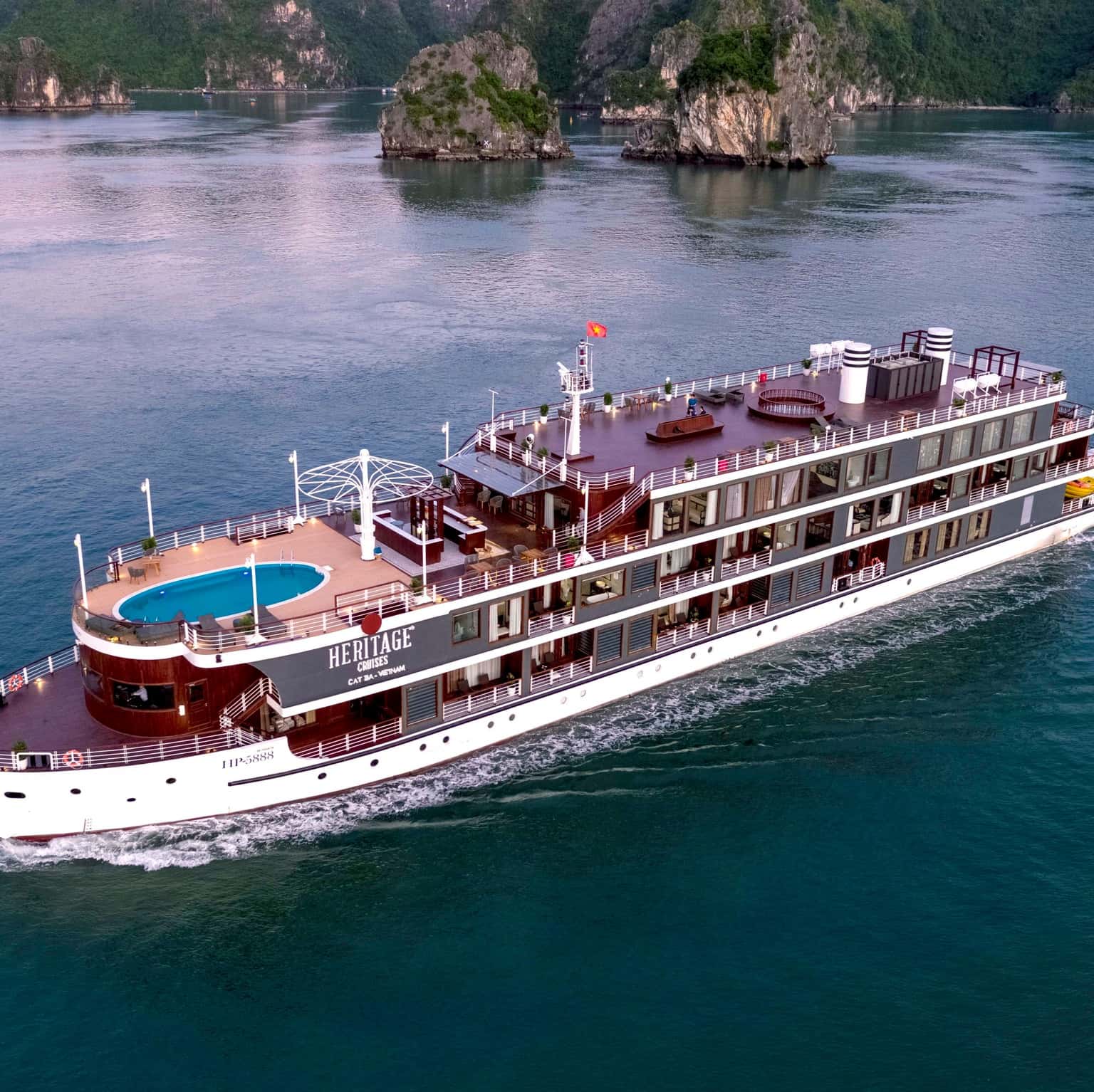 heritage cruise ha long bay