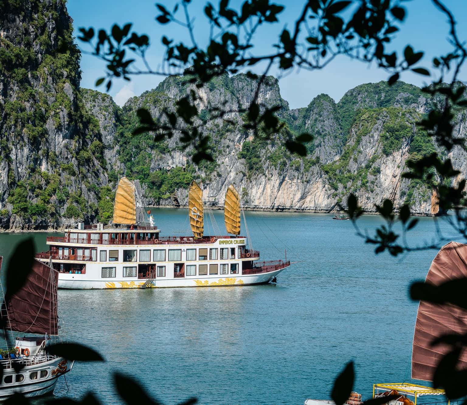 emperor cruise ha long bay
