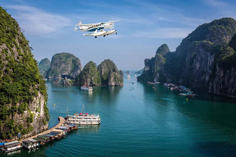 phi co ngam vinh ha long