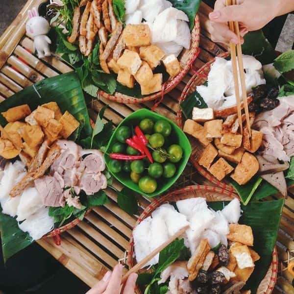 Top 18 địa chỉ ăn vặt ngon bổ rẻ nhất Hạ Long