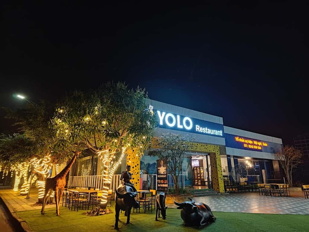 nha hang sieu thi hai san yolo ha long 