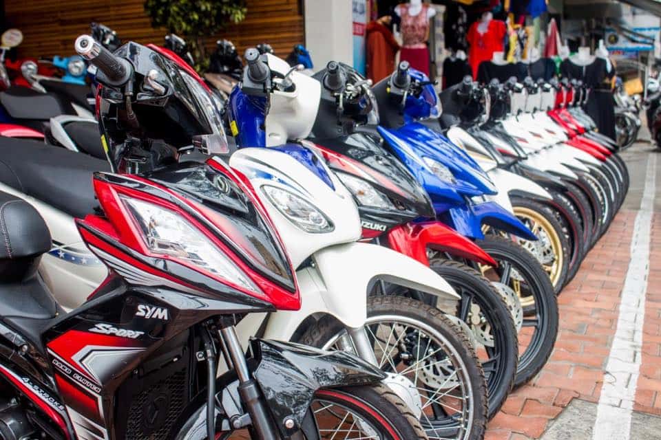 dong motorbike rentals ha long