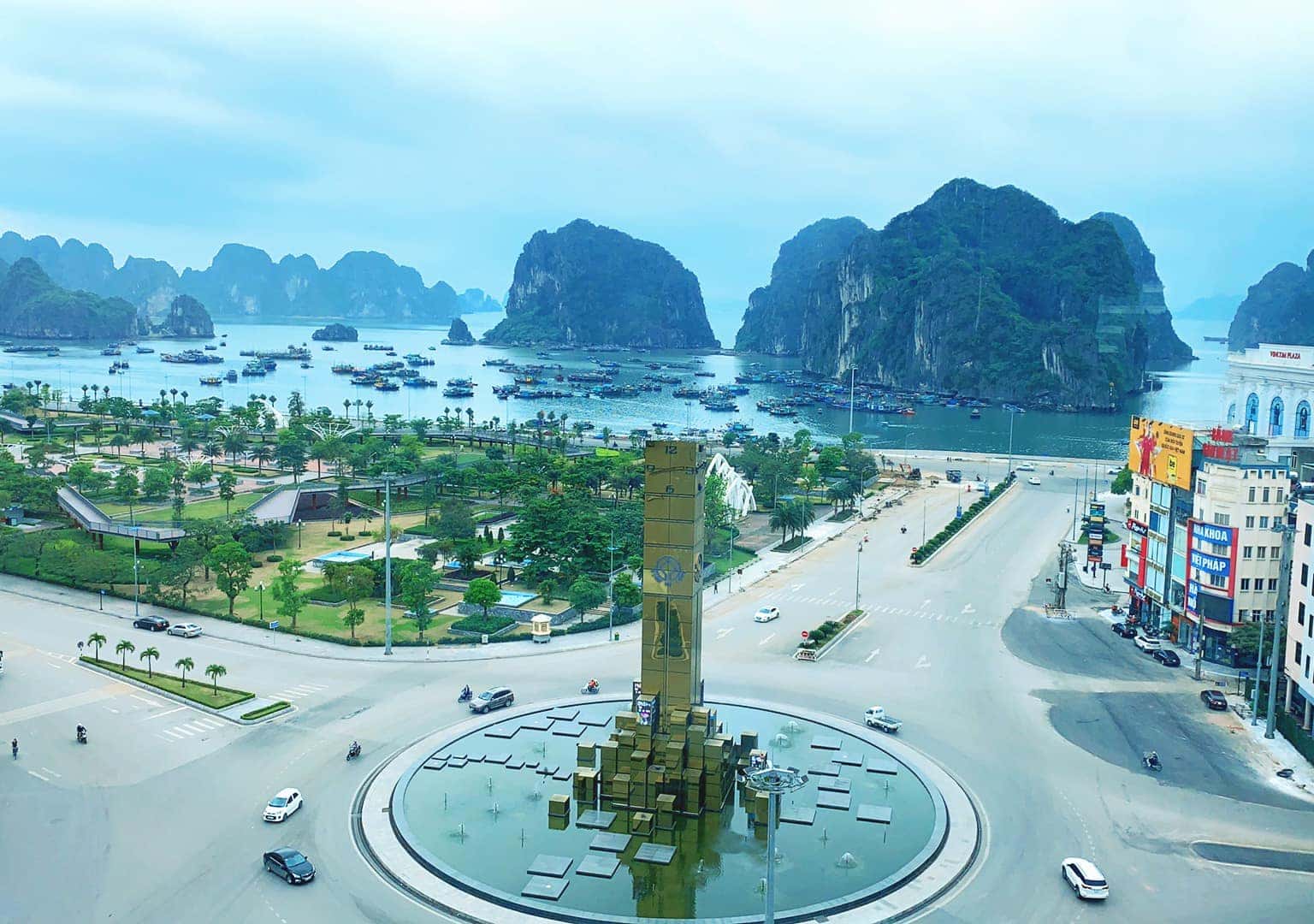rooftop cafe bar ha long