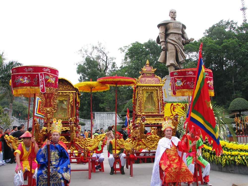 le hoi den cua ong quang ninh