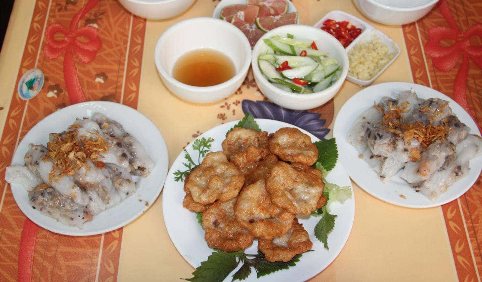 banh cuon cha muc ba hue ha long