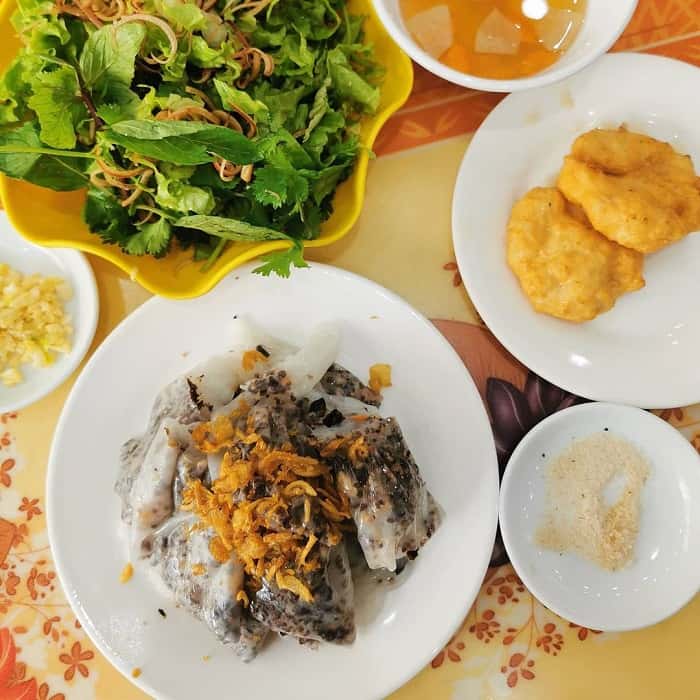 banh cuon cha muc ba ngan ha long