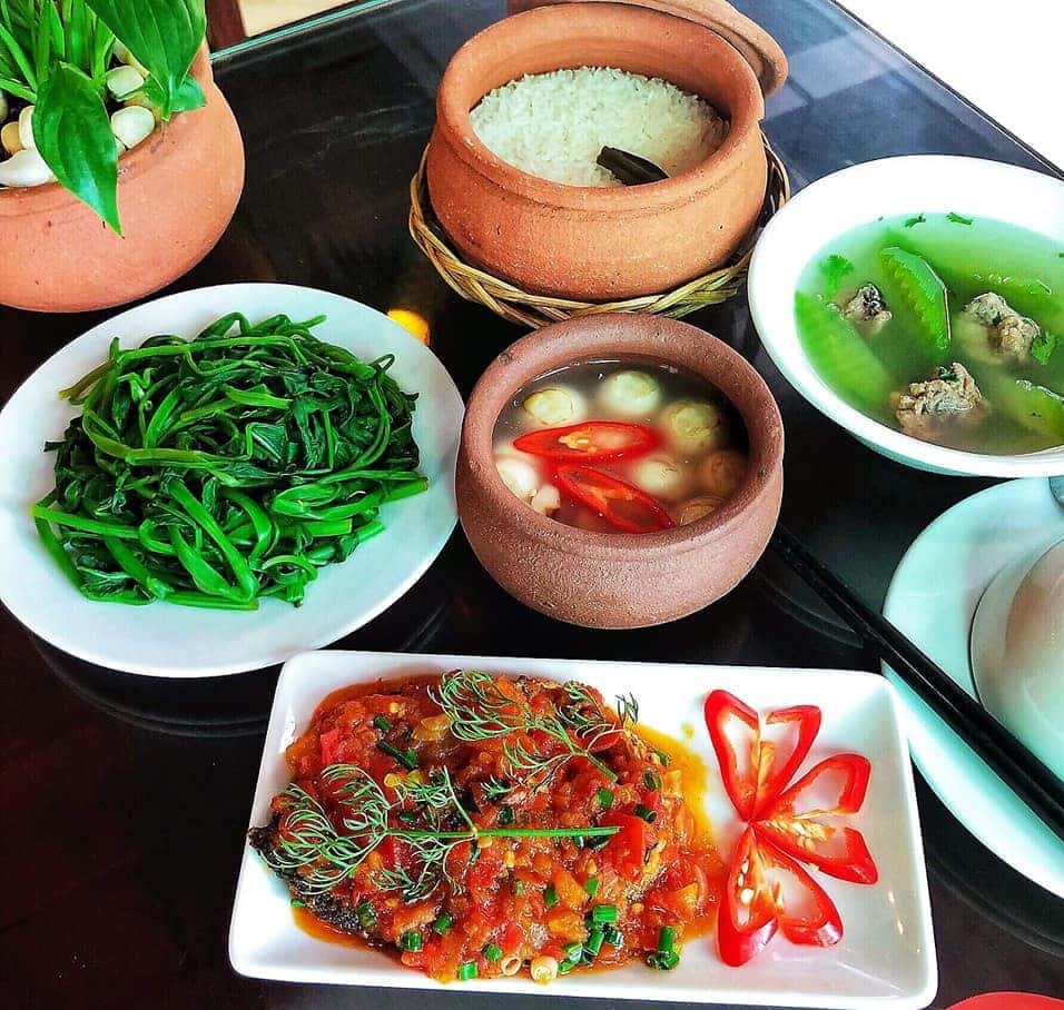 com nieu tra viet ha long
