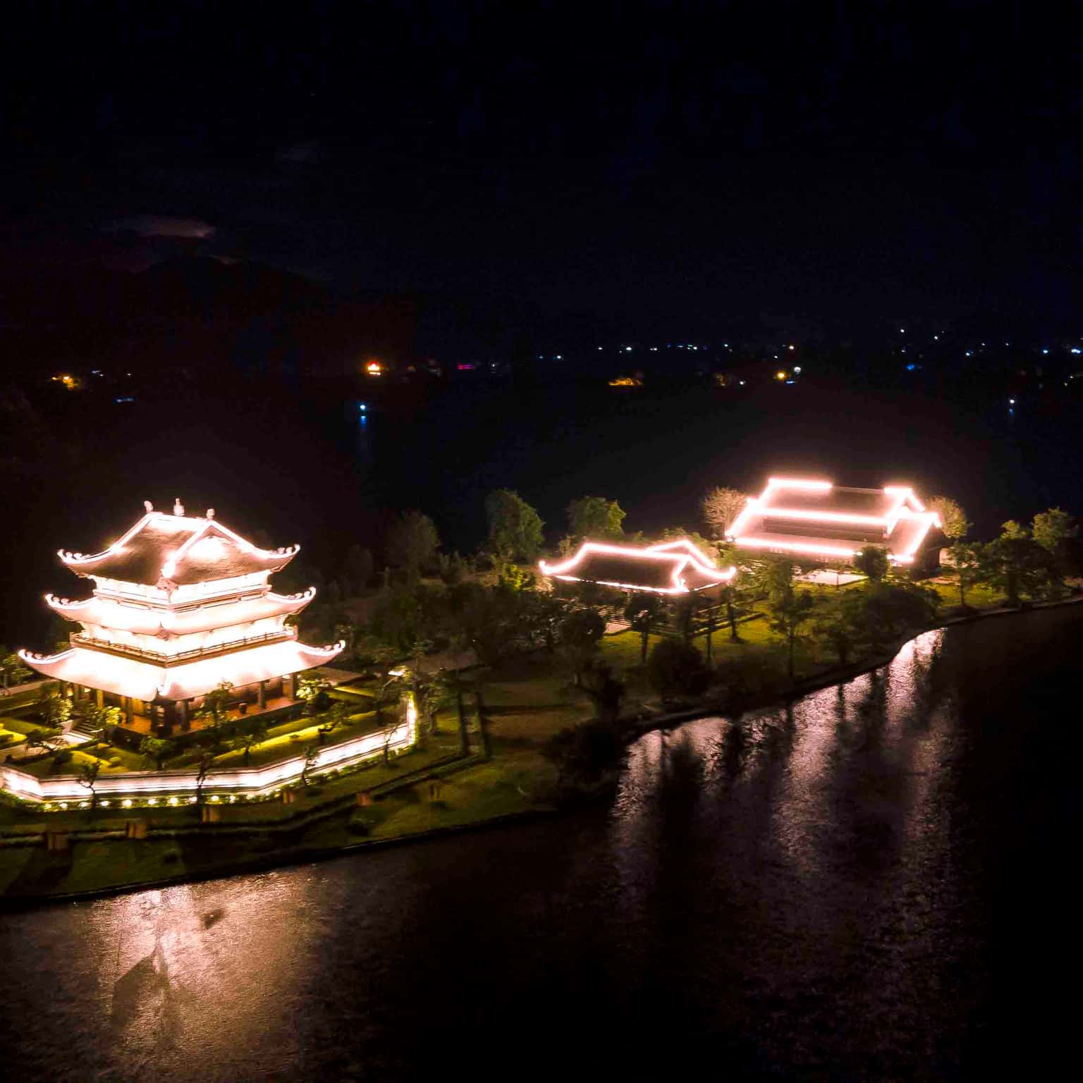 chua vang ninh binh 