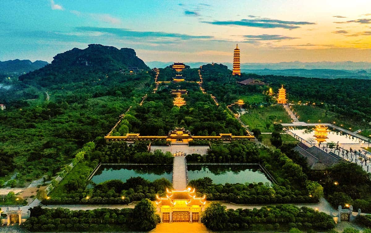 chua bai dinh ninh binh