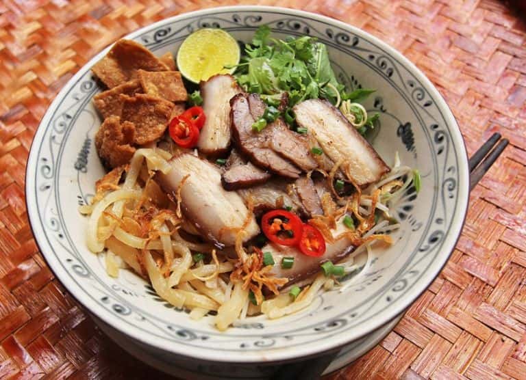 cao lau da nang