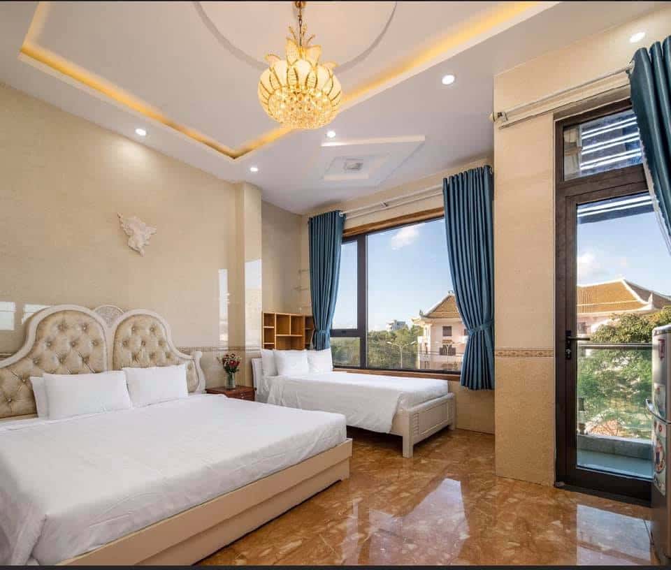 happy hotel da nang