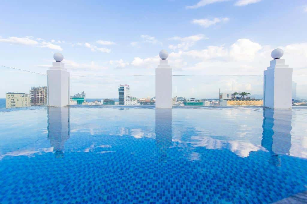 flower-hotel-da-nang