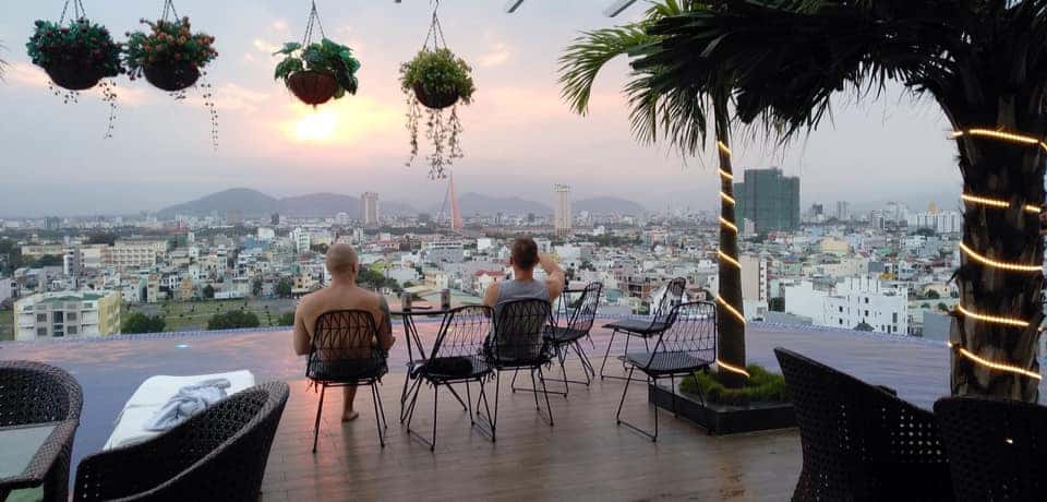 queen-s-finger-sky-bar