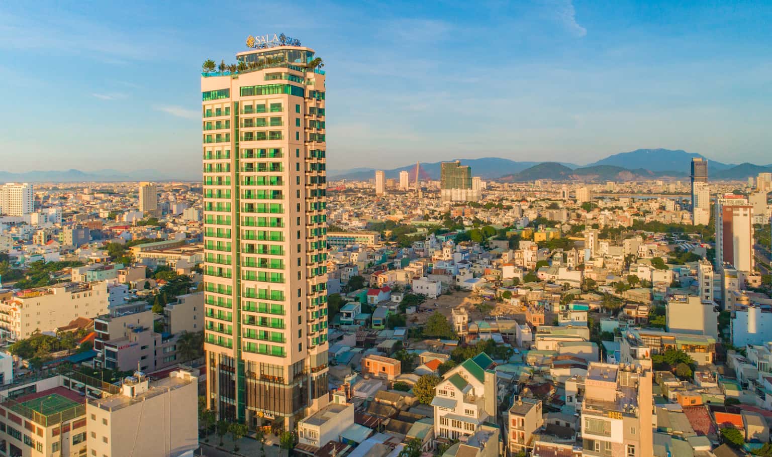 sala da nang beach hotel