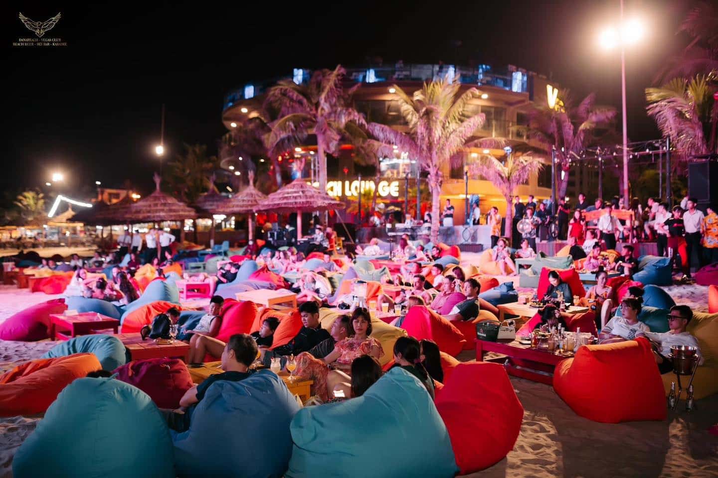 danabeach vegas club sky bar karaoke da nang