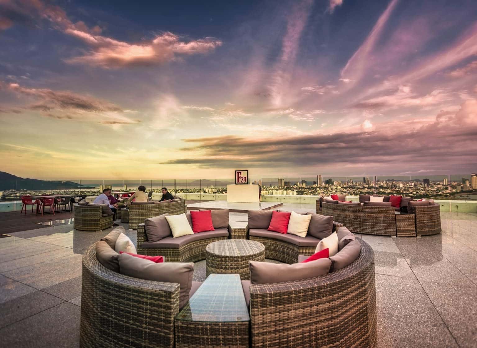 f29 golden beef sky bar da nang