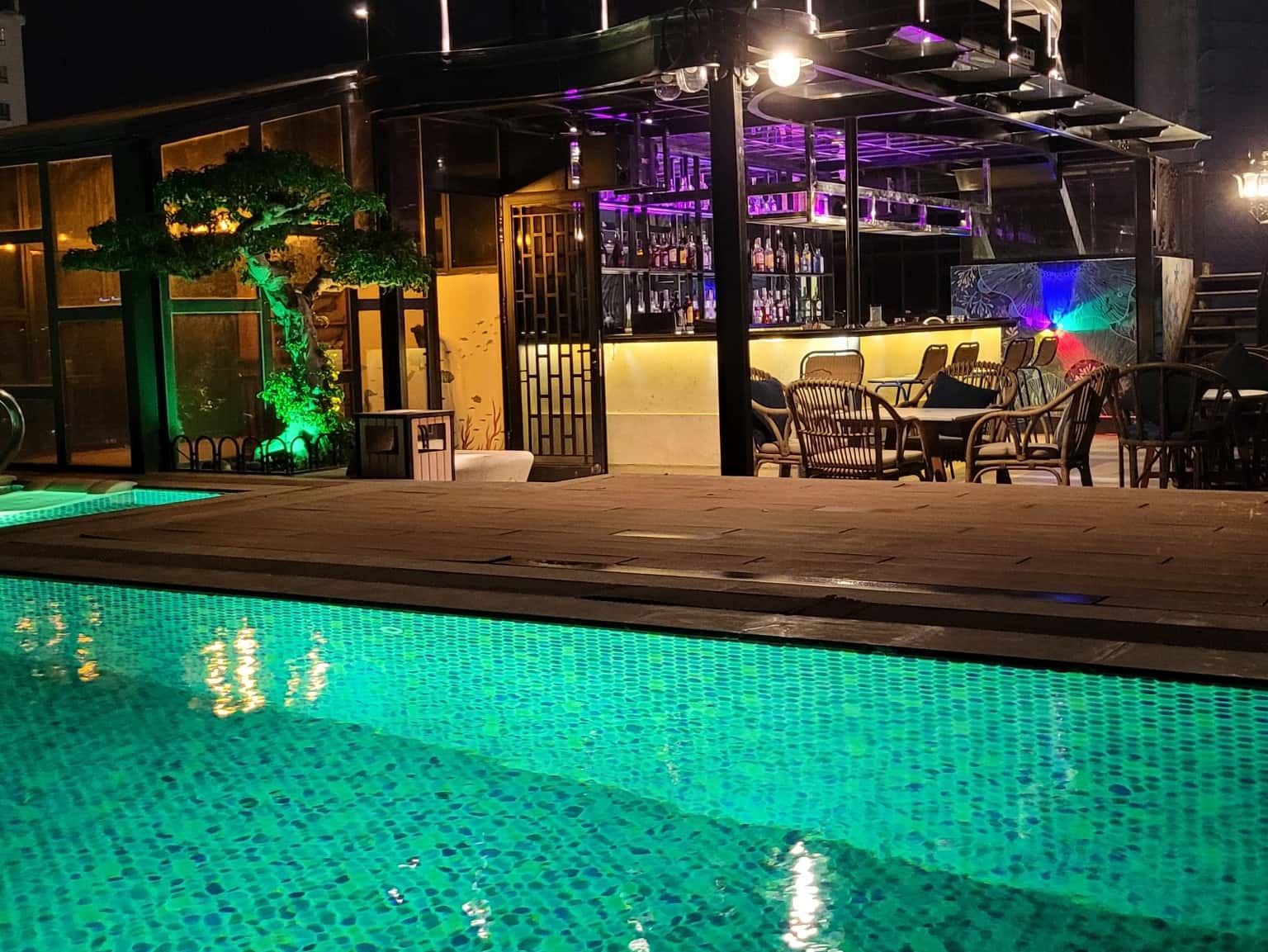 marine sky bar da nang 
