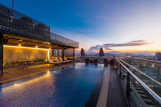 sky bar pavilion da nang