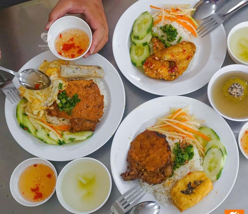 com tam van huong da nang