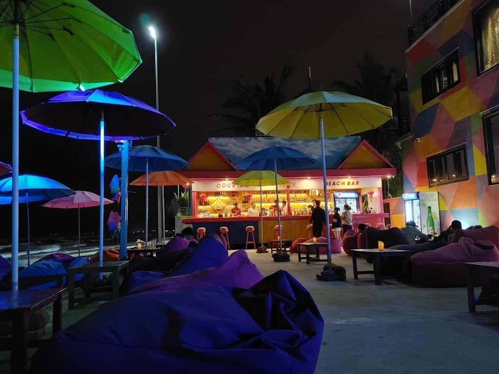 quan danabeach color da nang