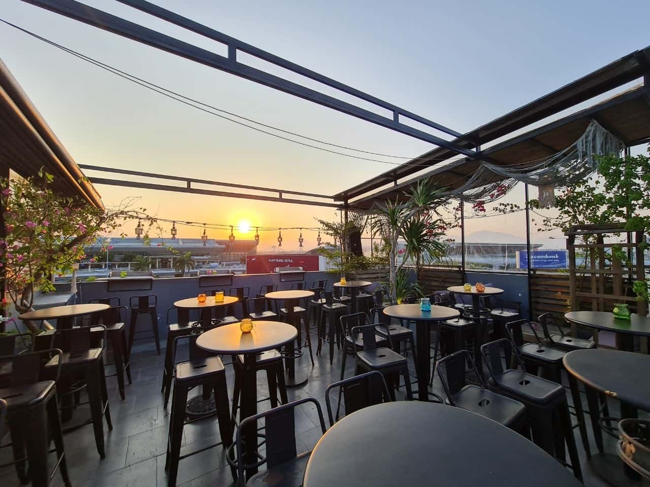 quan kimwi cafe da nang
