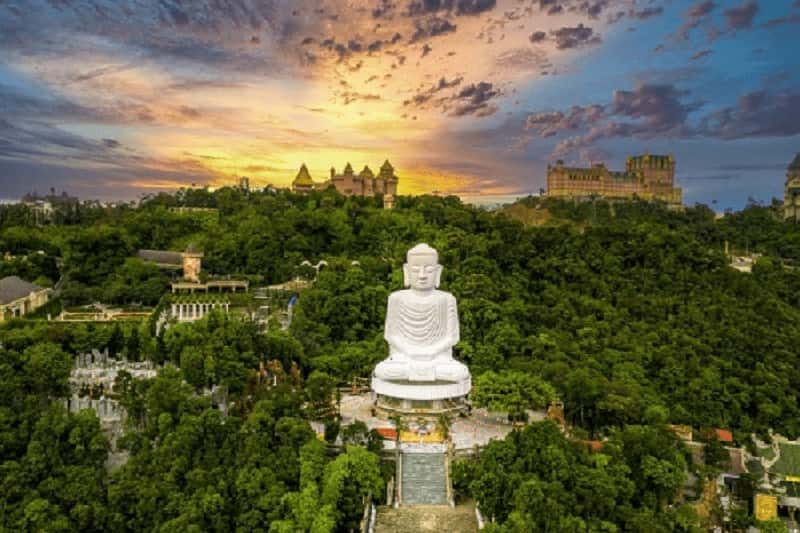 chua linh ung ba na da nang